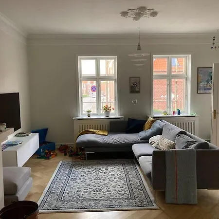 Vidunderligt I Den Gamle Del Af Villa
