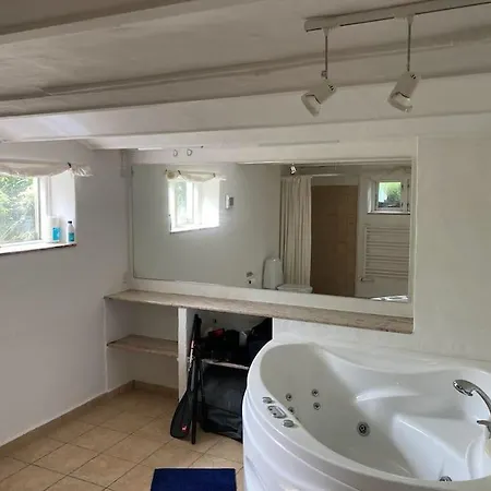 Vidunderligt I Den Gamle Del Af Villa Ringkøbing